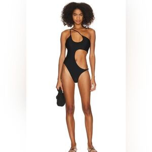 Miami One Piece Swim Suit in Black001